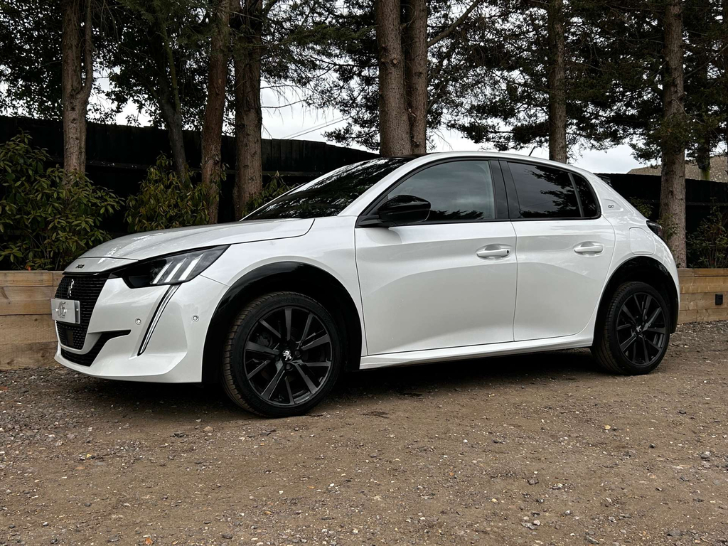 Peugeot 208 Gt Premium Puretech Ss LM21DYX #2