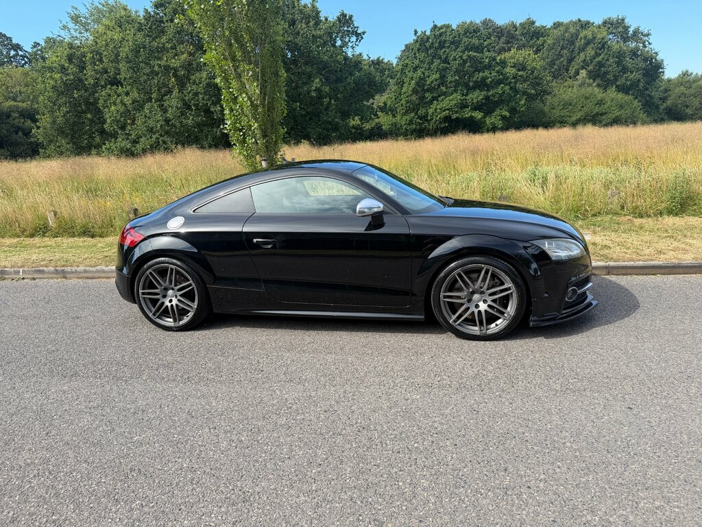 Audi TTS 2.0 Tfsi Quattro Black Edition Black #2