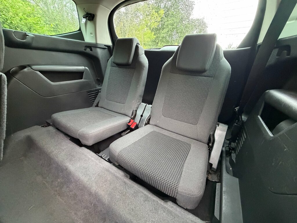 Peugeot 5008 1.6 Bluehdi 120 Grey #9
