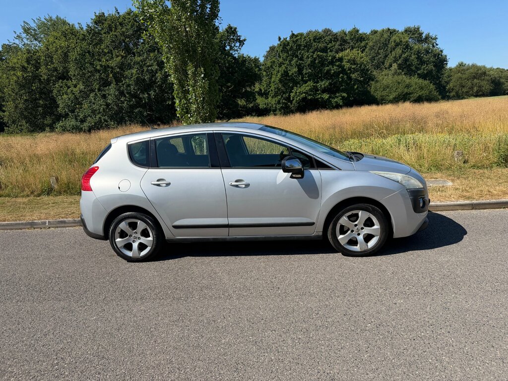 Peugeot 3008 1.6 Hdi Sport - New Mot Silver #3