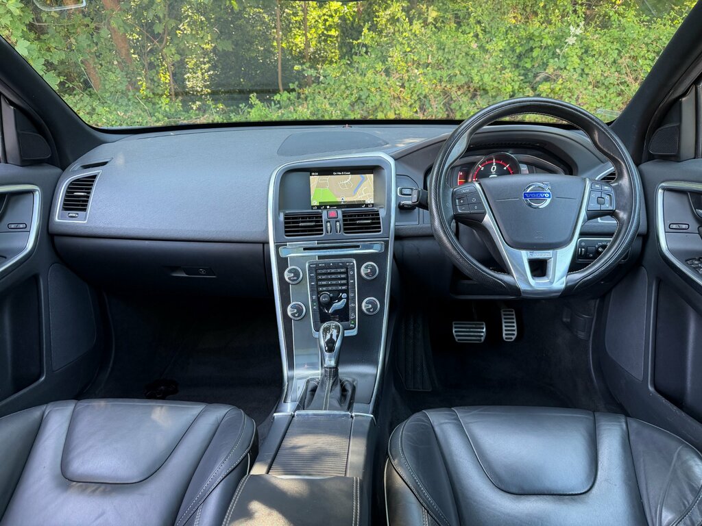 Volvo XC60 D4awd R-design Lux Navigation, Leather Black #10