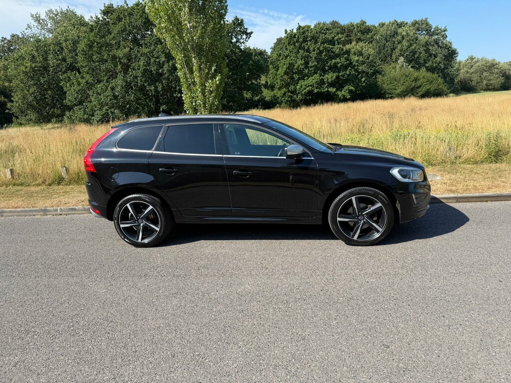 Volvo XC60 2.4 D5 R-design Lux Nav Awd Euro 6 Black #3