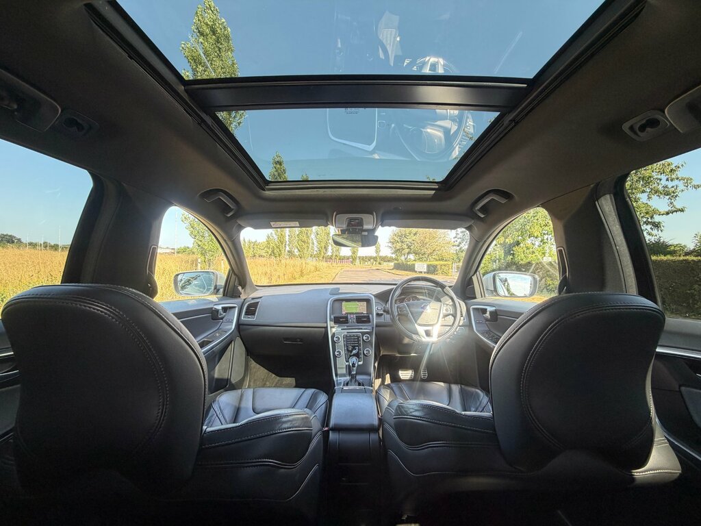 Volvo XC60 D4awd R-design Lux Navigation, Leather Black #11