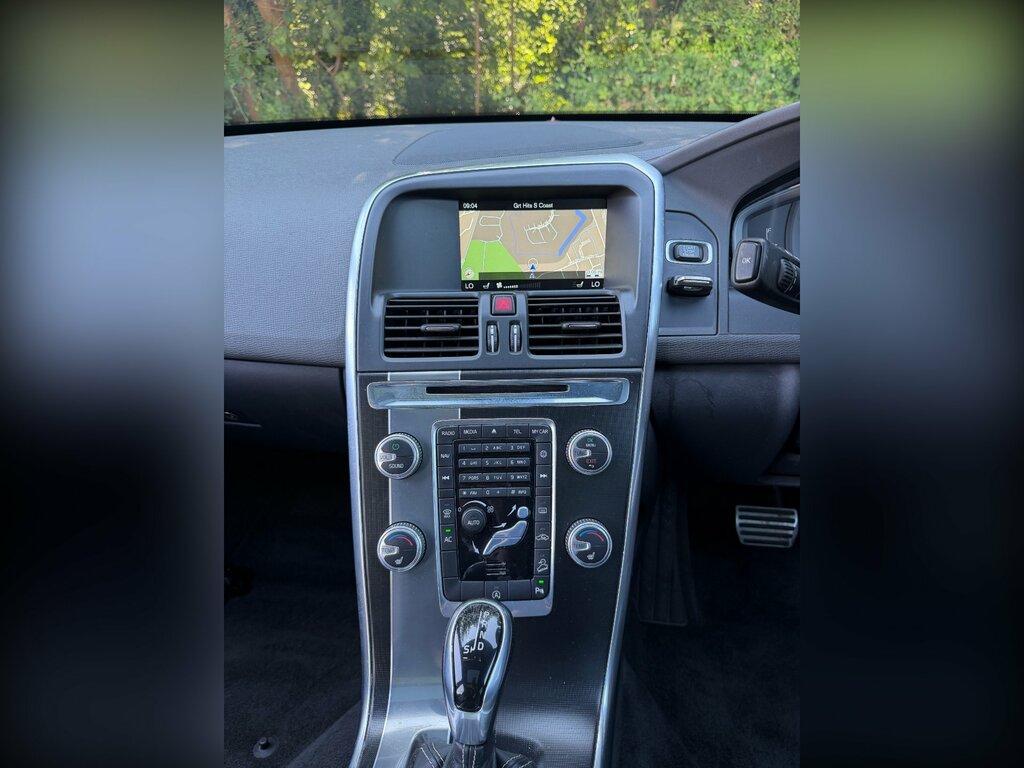 Volvo XC60 D4awd R-design Lux Navigation, Leather Black #7