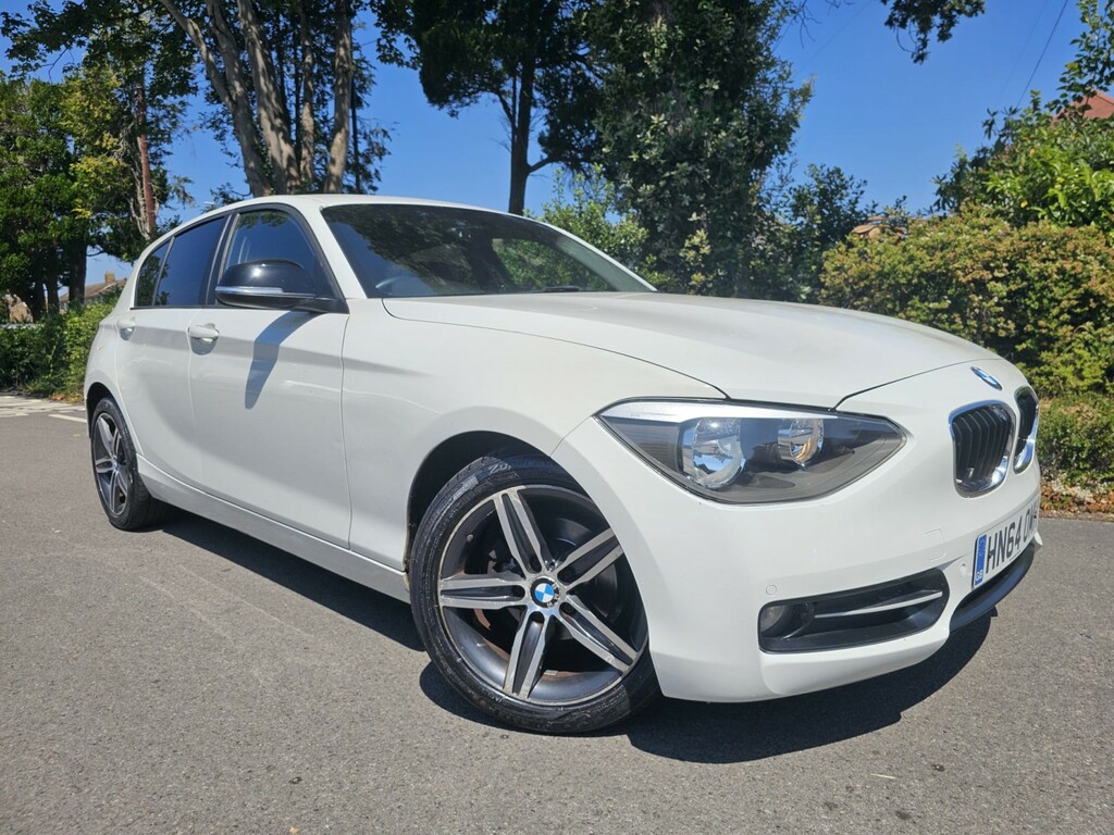 BMW 1 Series 2.0 116D Sport 5-Door White