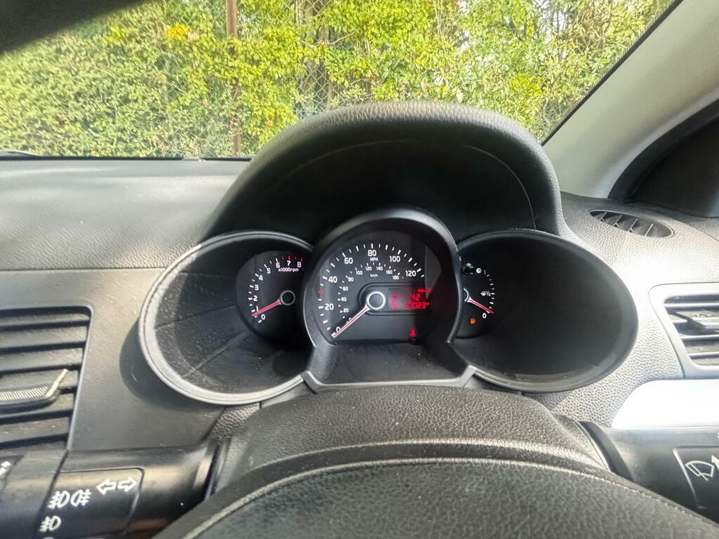 Kia Picanto City Silver #38