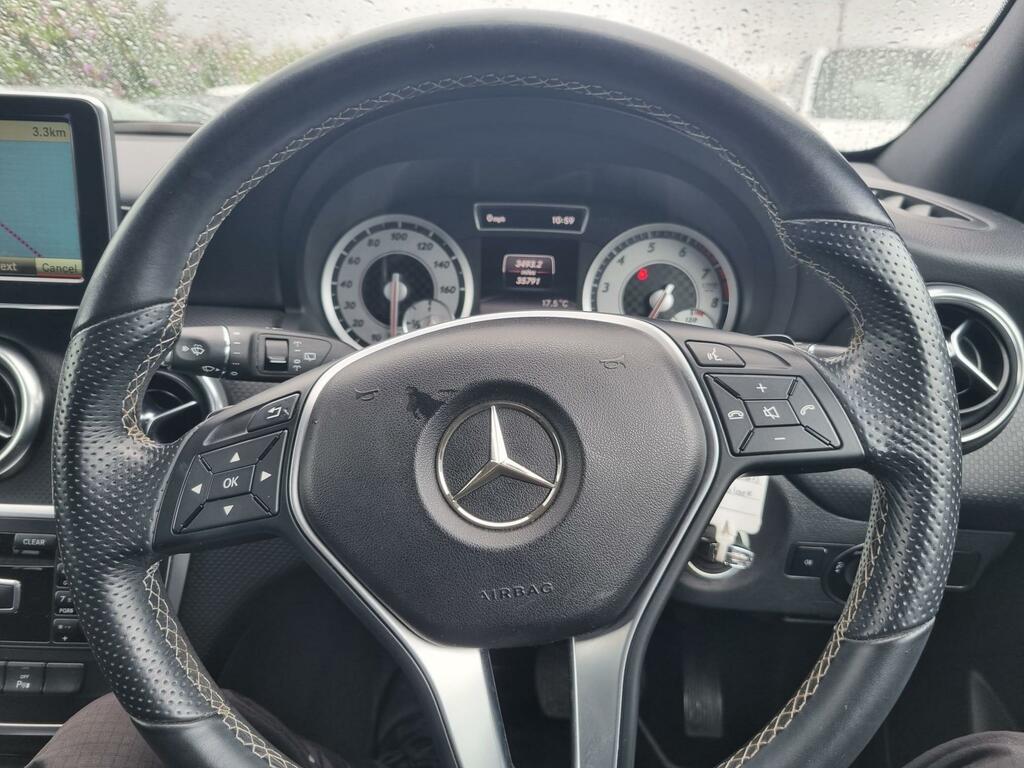 Mercedes-Benz A Class 1.6 A180 Sport 7G-dct Euro 6 Ss Black #38
