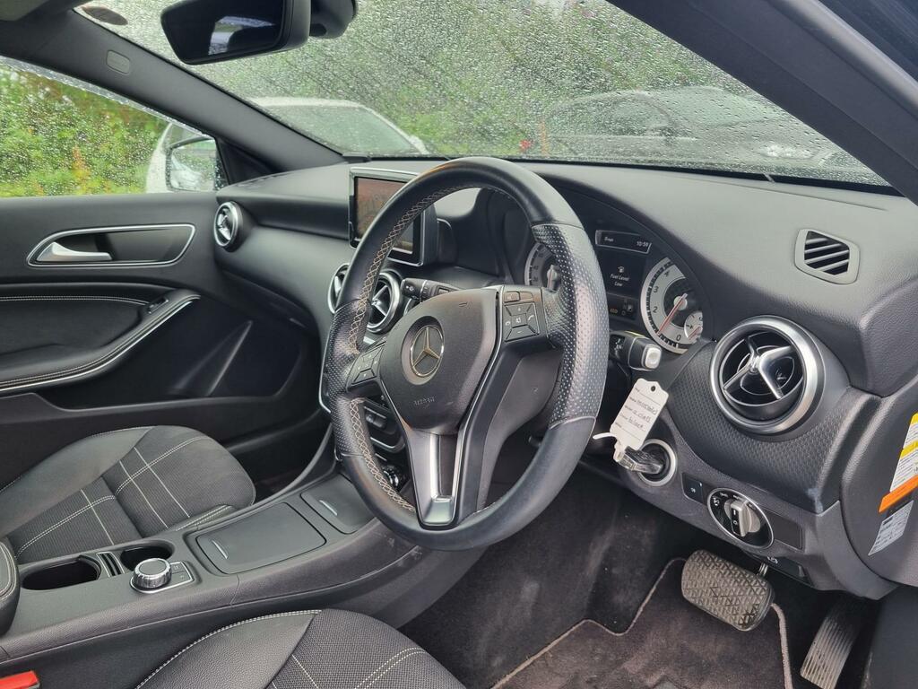 Mercedes-Benz A Class 1.6 A180 Sport 7G-dct Euro 6 Ss Black #12