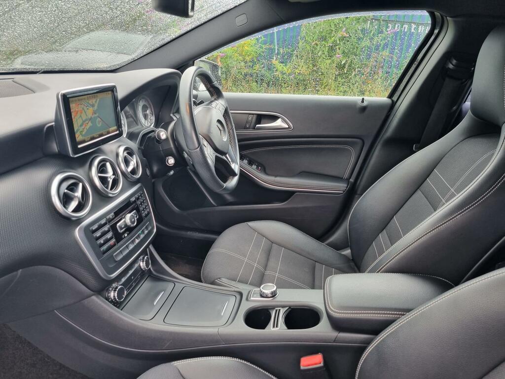 Mercedes-Benz A Class 1.6 A180 Sport 7G-dct Euro 6 Ss Black #42