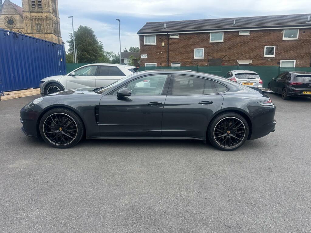Porsche Panamera 4S Grey