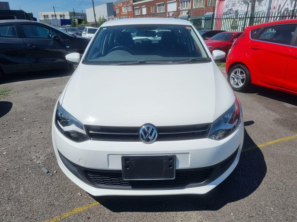 Volkswagen Polo Se White #3