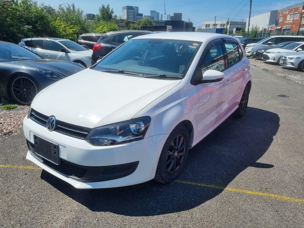 Volkswagen Polo Se White #4