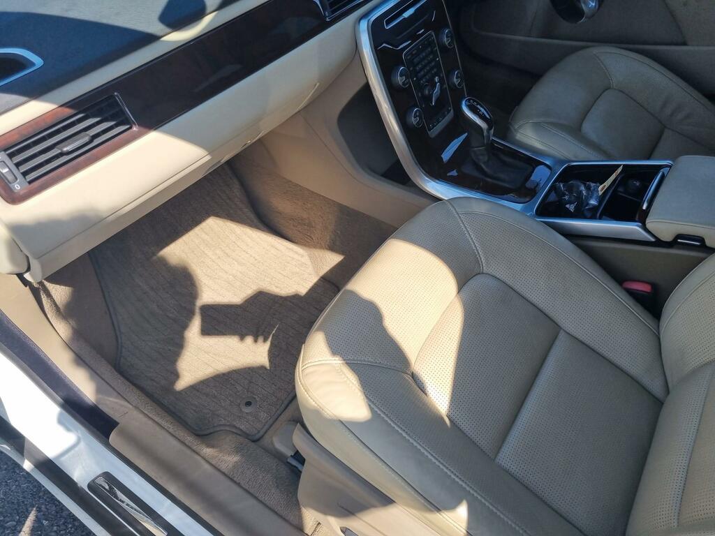 Volvo V70  Blue #23