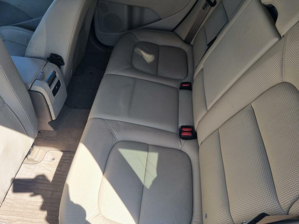 Volvo V70  Blue #17