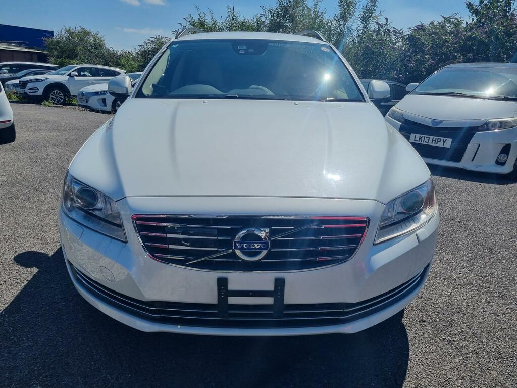 Volvo V70 Se Nav White #3