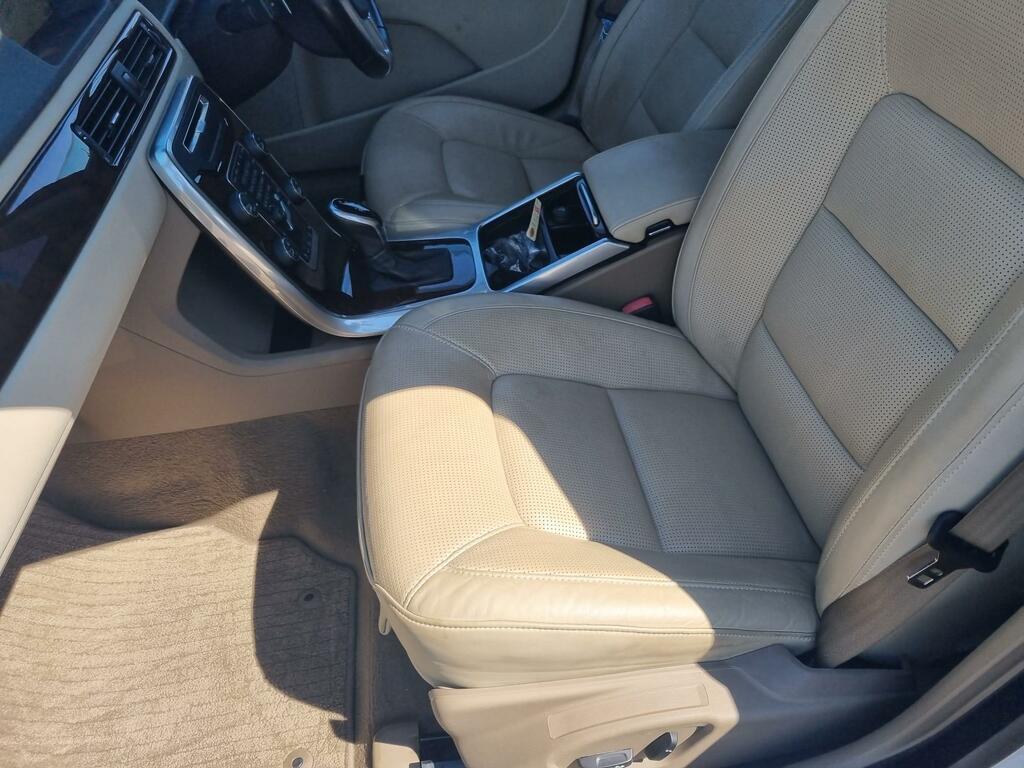 Volvo V70  Blue #33