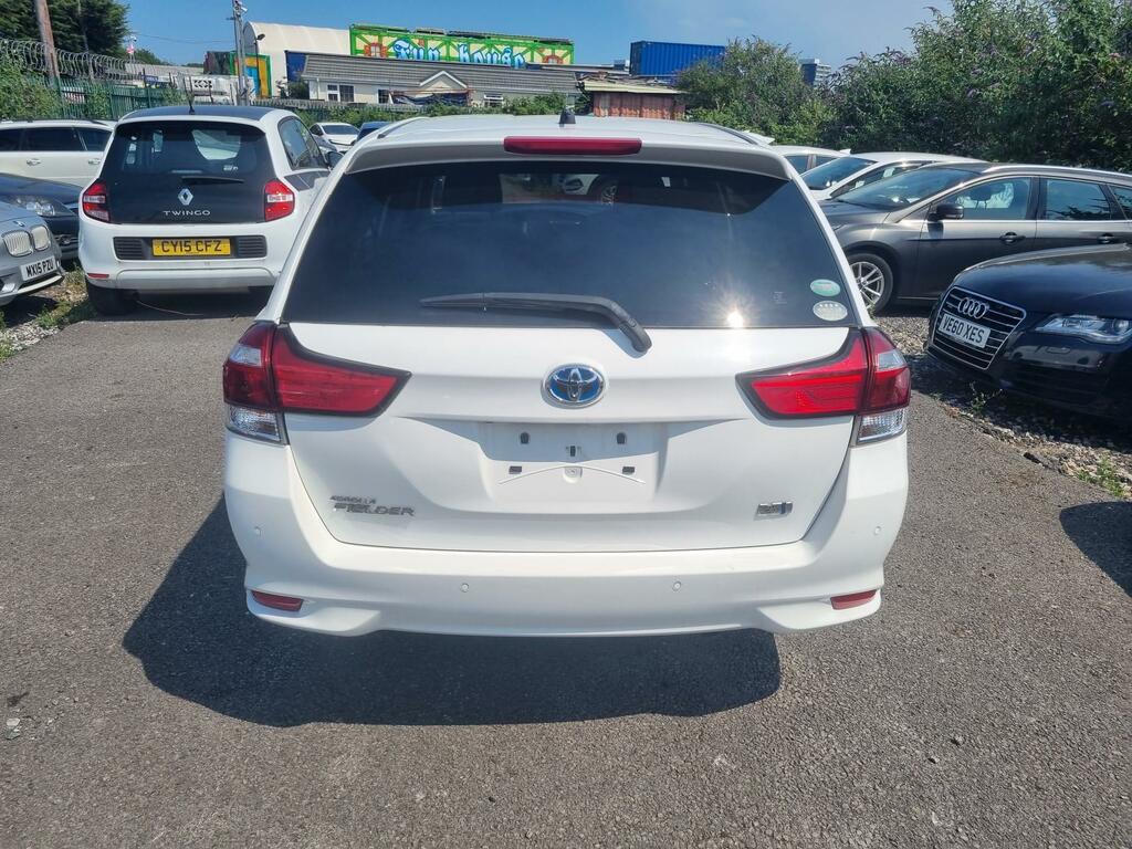 Toyota Corolla Excel White #6