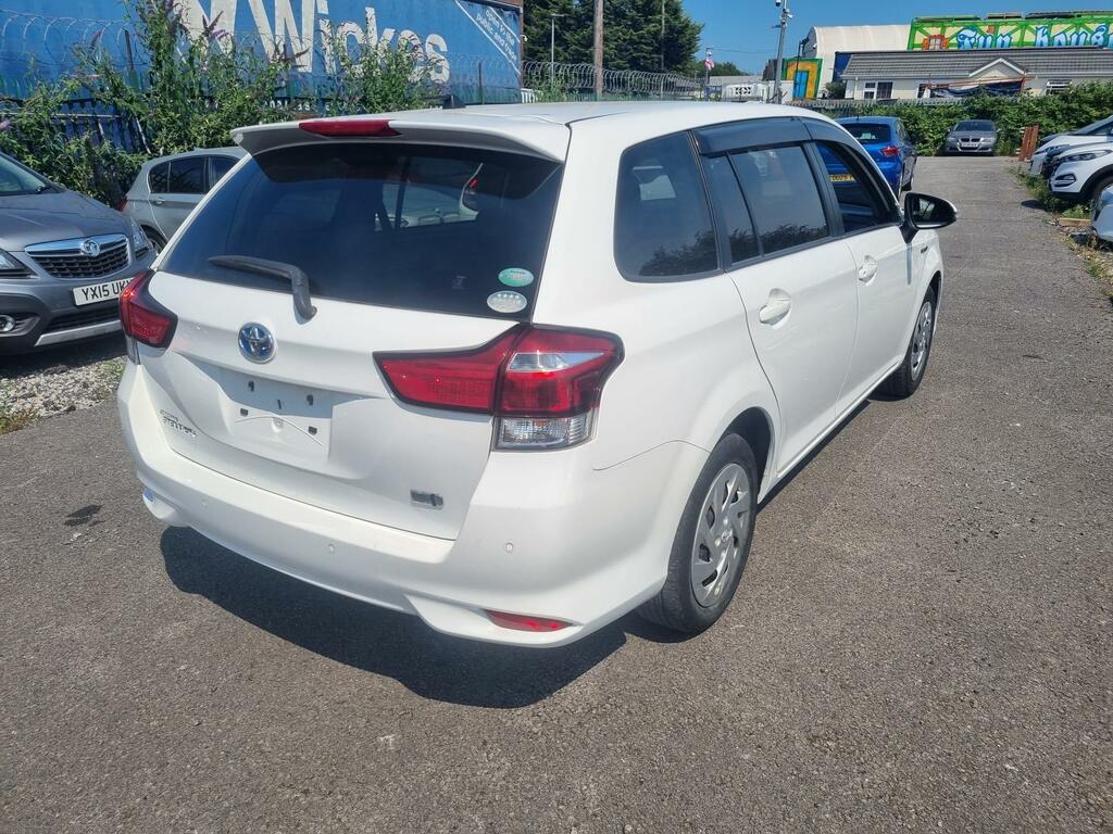 Toyota Corolla Vvt-i Design White #8