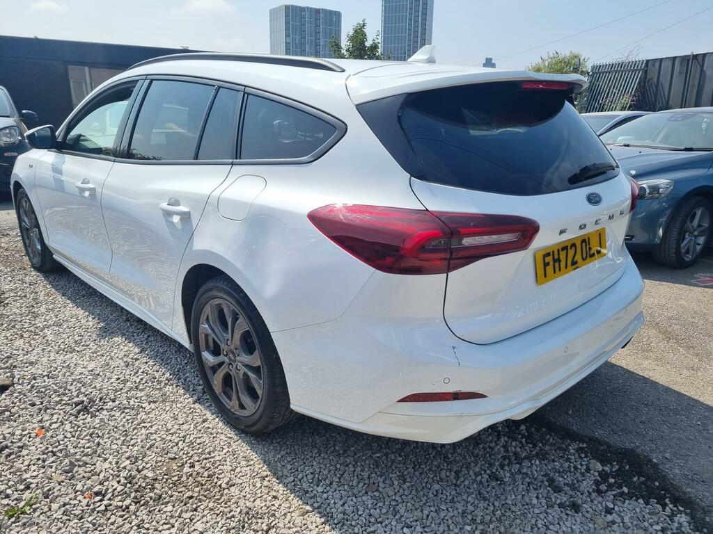 Ford Focus St-line White #5