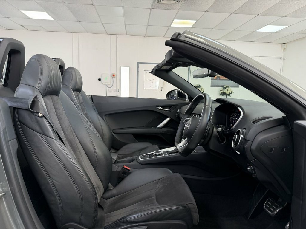 Audi TT Audi Coup- Sport 45 Tfsi 245 Ps S Tronic White #24