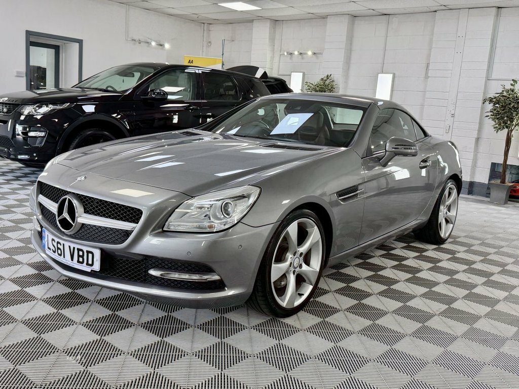 Mercedes-Benz SLK 1.8 Slk200 Blueefficiency 184 Bhp Black #30