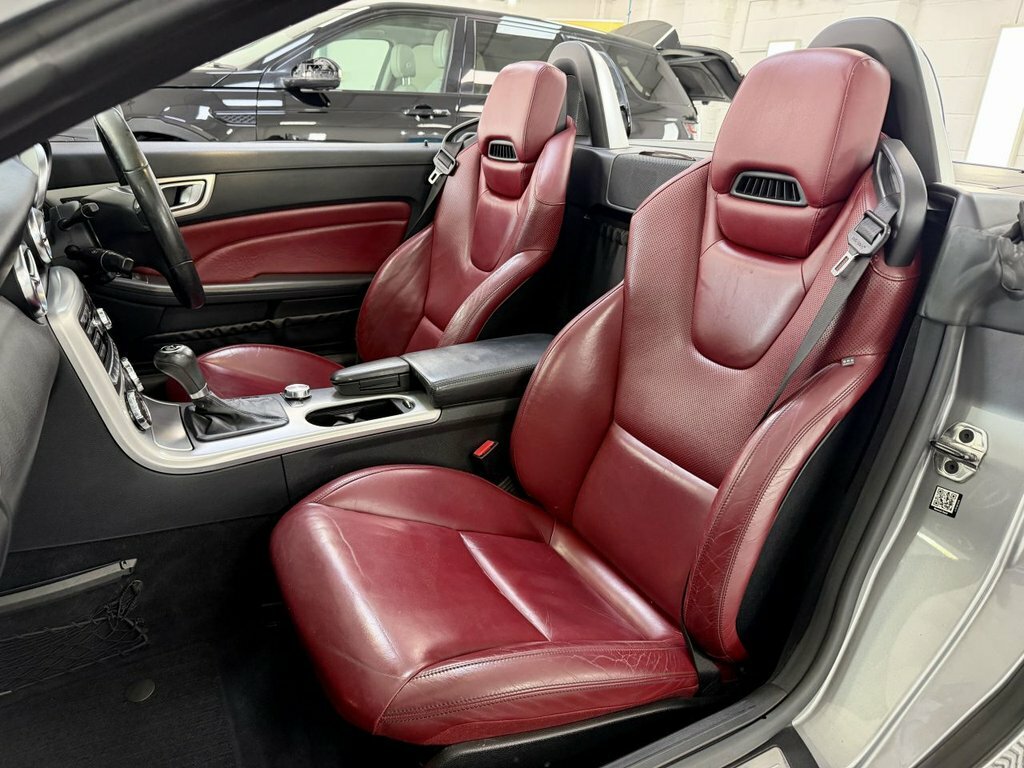Mercedes-Benz SLK 1.8 Slk200 Blueefficiency 184 Bhp Black #20