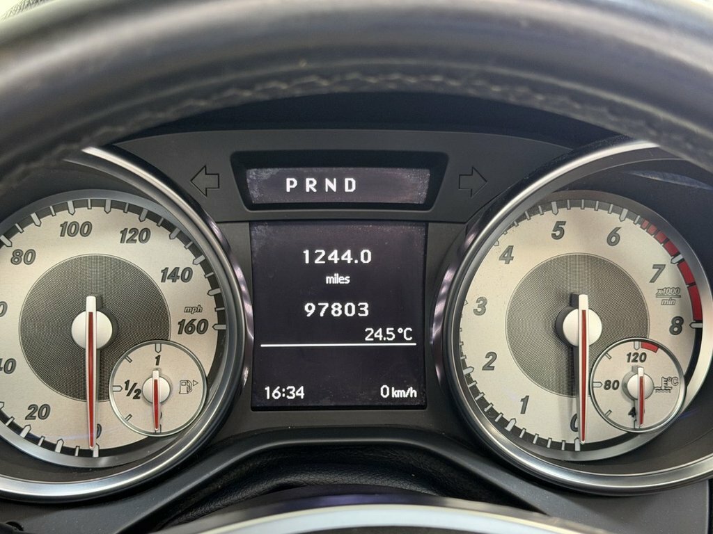 Mercedes-Benz SLK 1.8 Slk200 Blueefficiency 184 Bhp Black #27