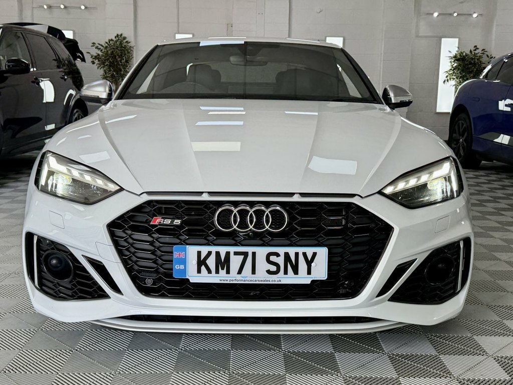 Audi RS5 2022 2.9 Tfsi V6 Gpf Coupe Tiptronic Qu White #5