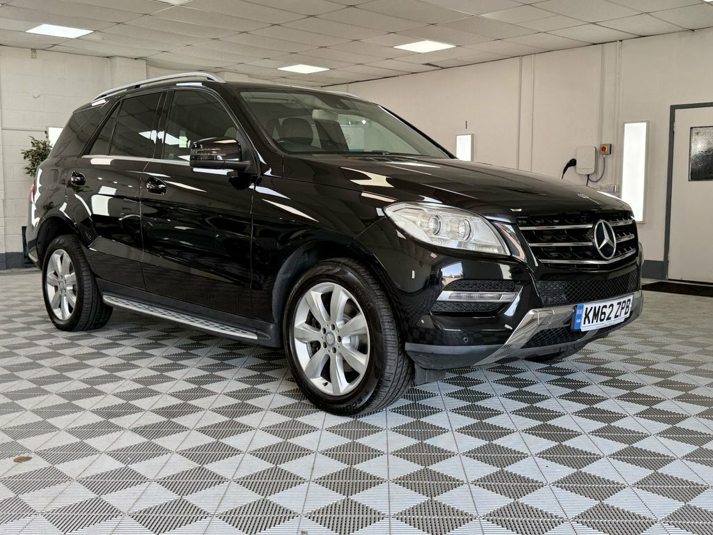Mercedes-Benz M Class 2013 2.1 Ml250 Bluetec Special Edition Suv Die Black #2