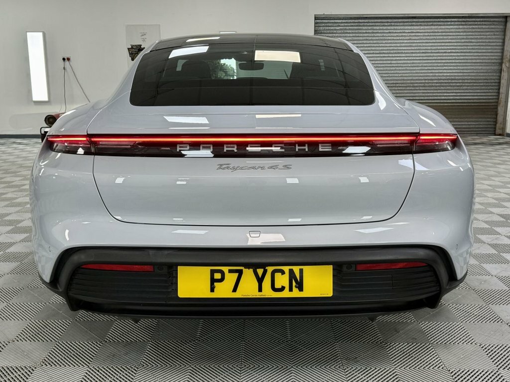 Porsche Taycan Base Red #9
