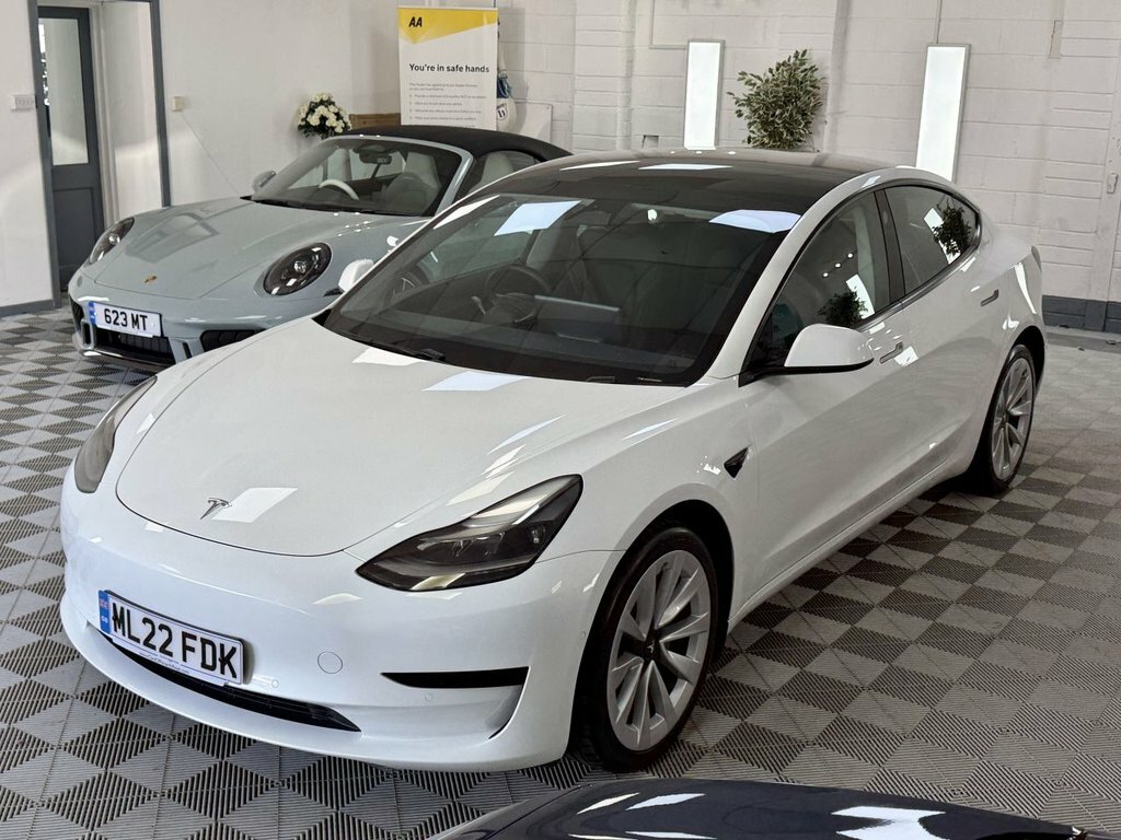 Tesla Model 3 2022 Standard Range Plus Saloon White #5