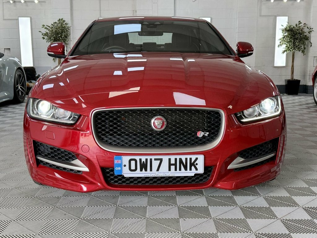 Jaguar XE 2017 2.0D R-sport Saloon Awd Euro Red #5