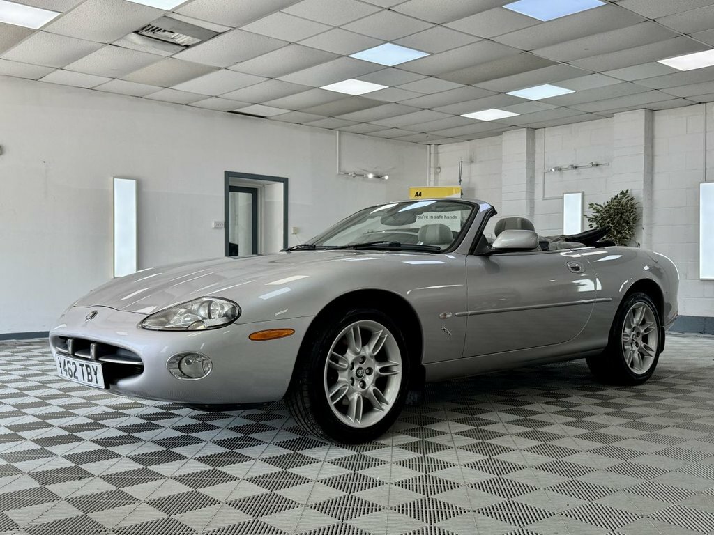 Jaguar XK8 2001 4.0 Convertible 284 Gk Silver #5