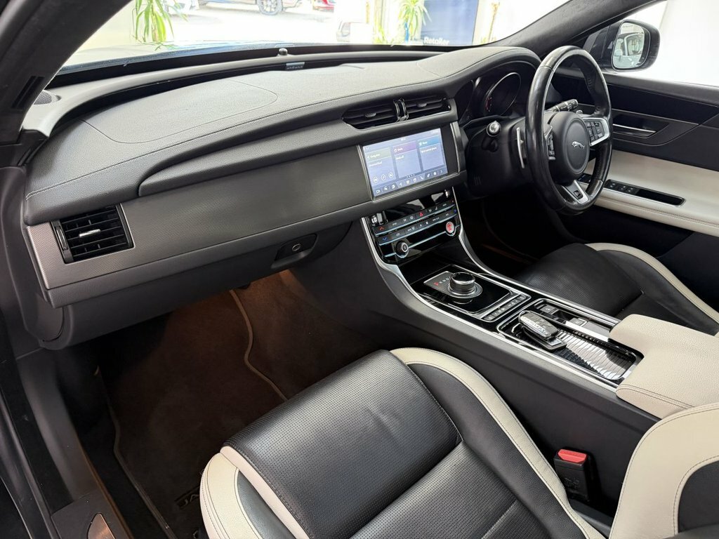 Jaguar XF S Blue #26