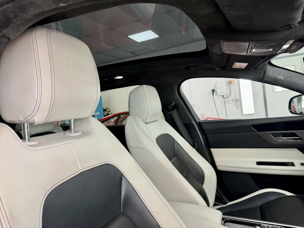 Jaguar XF S Blue #30