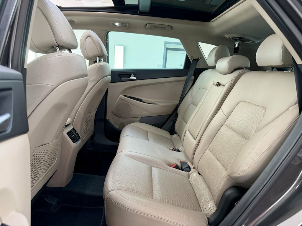 Hyundai Tucson  Black #21