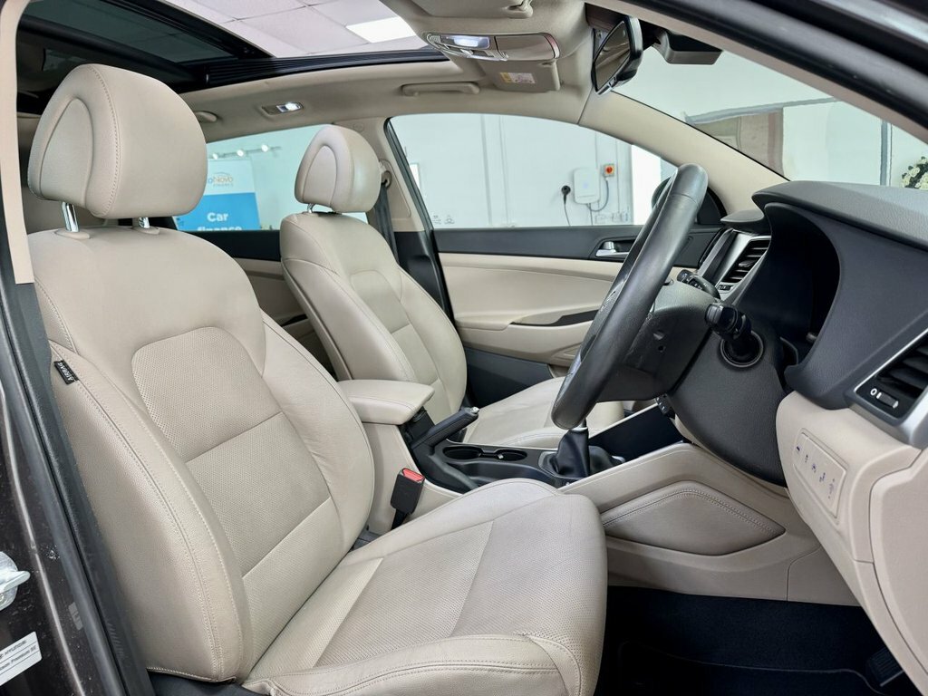 Hyundai Tucson  Black #26