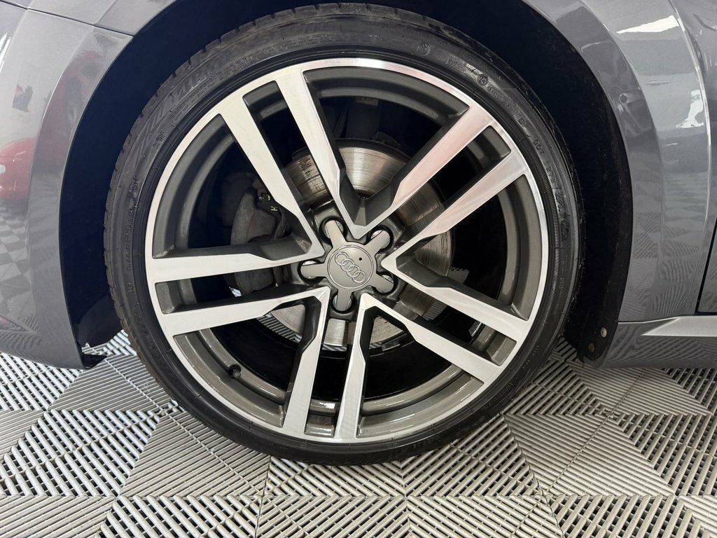Audi TT Audi Coupe 1.8T Fsi Sport Black #17