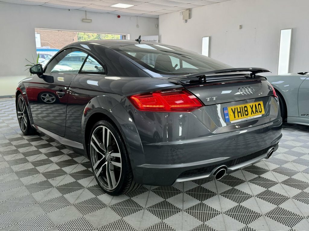 Audi TT Audi Coupe 1.8T Fsi Sport Black #7