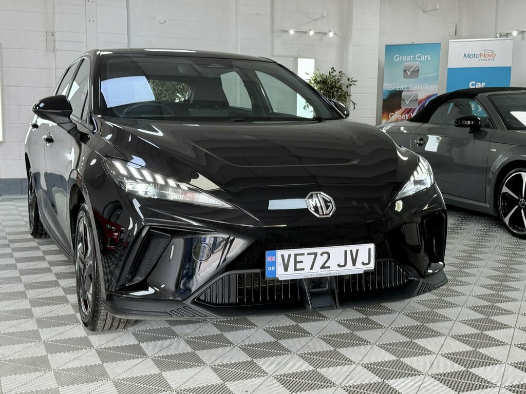 MG MG4 2023 51Kwh Se Hatchback 170 Ps Black #3