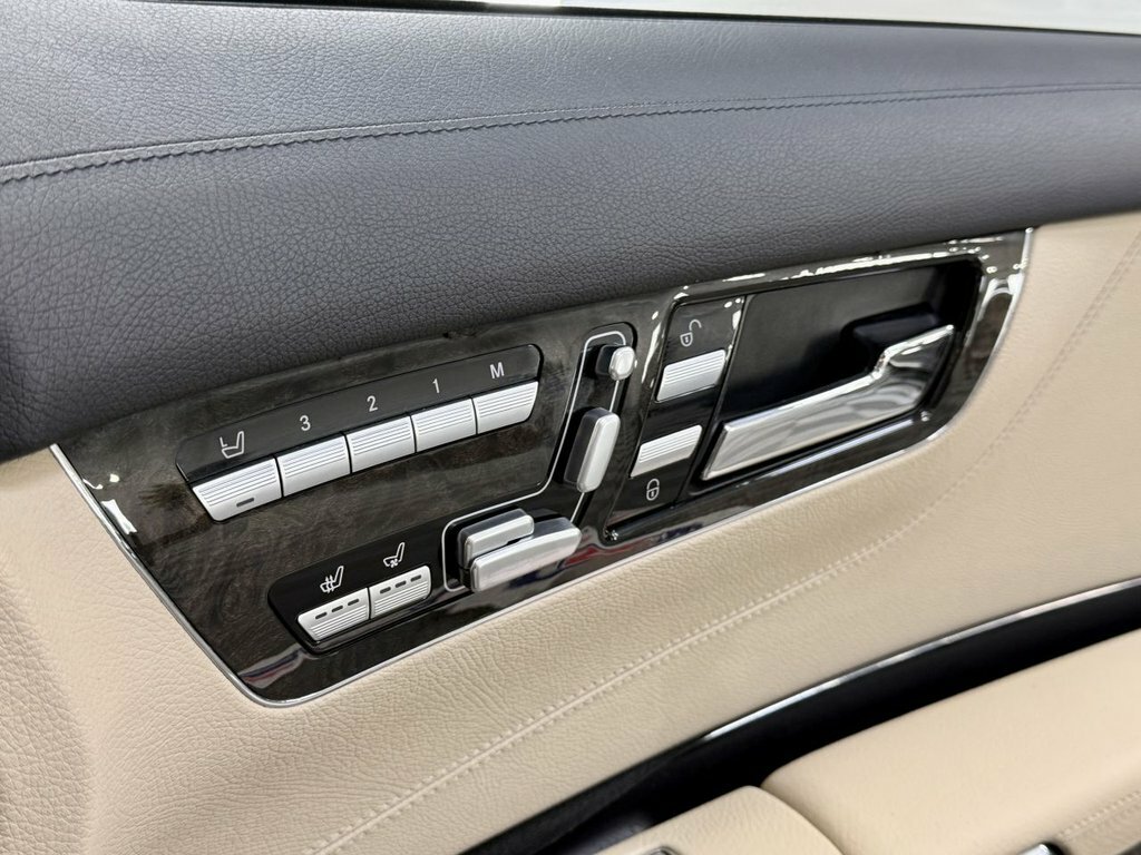 Mercedes-Benz CL 5.5 Cl500 Silver #30