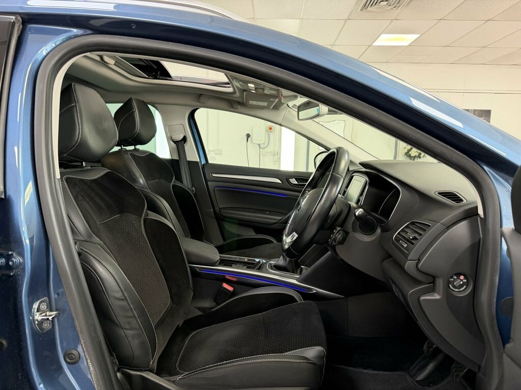 Renault Megane 1.5 Dci Signature Black #23