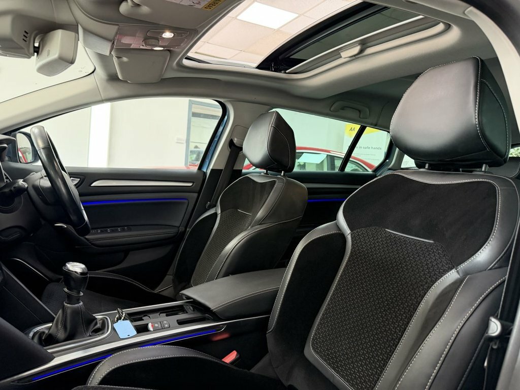 Renault Megane 2017 1.6 Dci Dynamique S Nav Sport Tourer Dies Blue #3