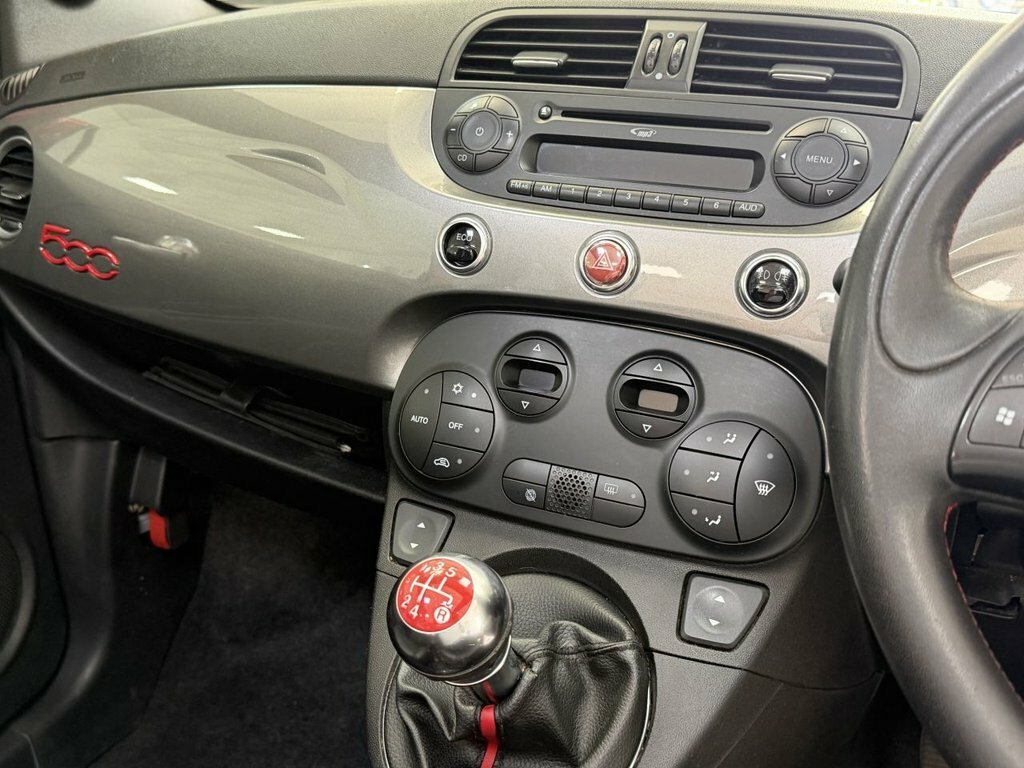 Fiat 500C 1.2 Lounge 69 Bhp White #25