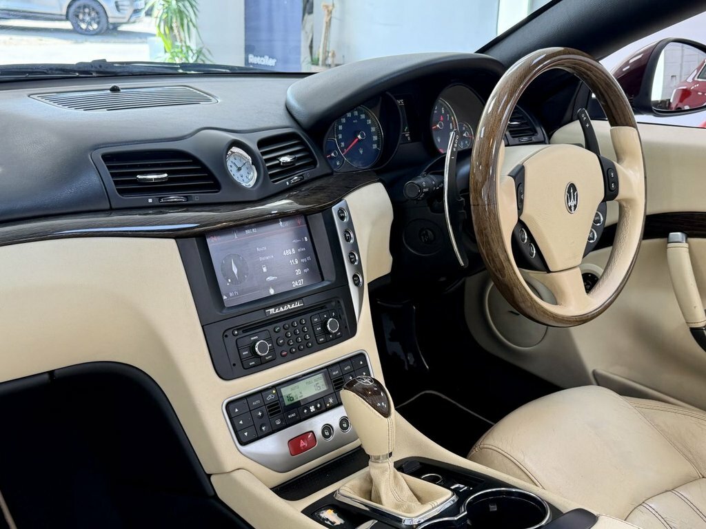 Maserati GranCabrio Convertible Grey #18