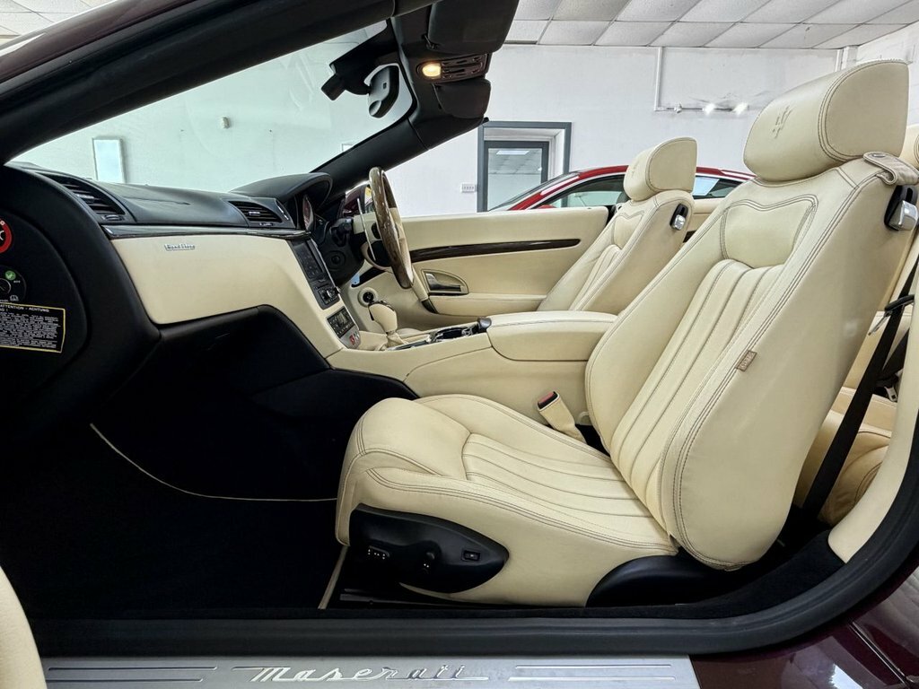 Maserati GranCabrio Convertible Grey #15