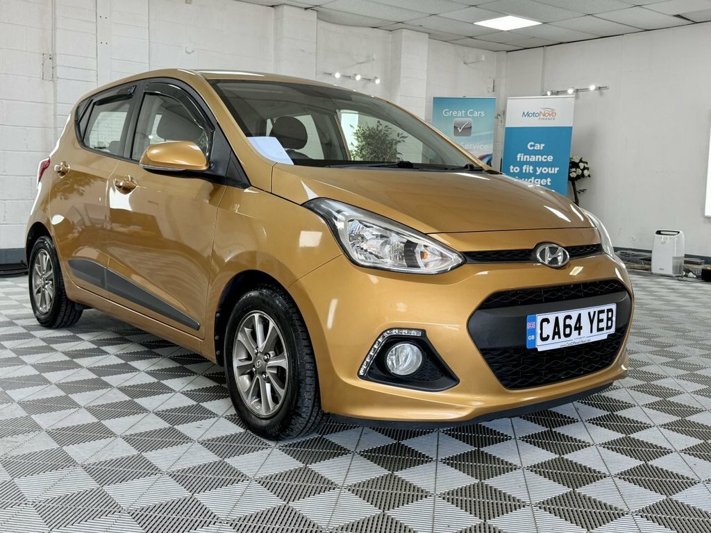Hyundai I10 2014 1.2 Premium Hatchback Euro 5 Gold #2
