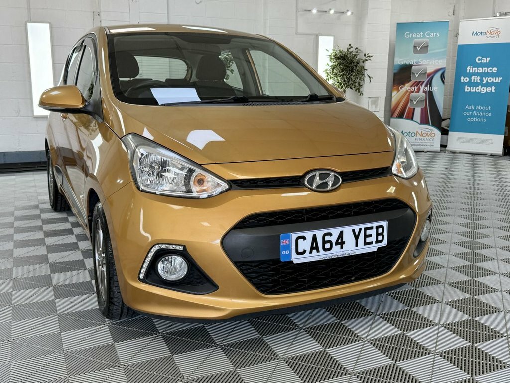 Hyundai I10 2014 1.2 Premium Hatchback Euro 5 Gold #4
