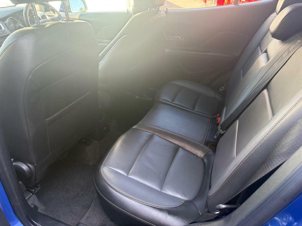 Vauxhall Mokka Exclusiv Ss White #16