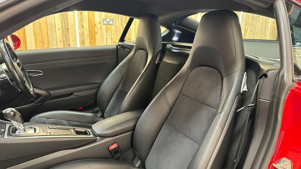 Porsche 718 Cayman 2.0 2dr Blue #38